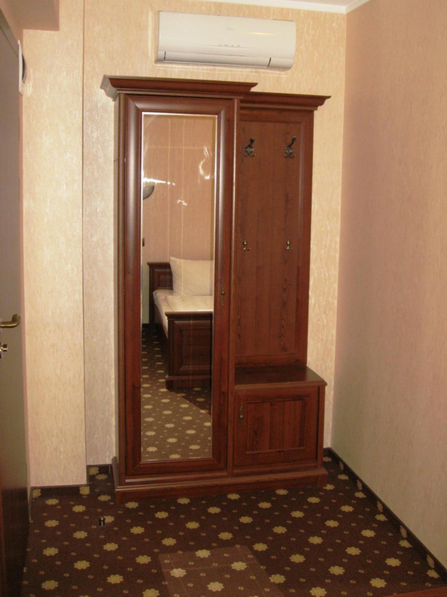 Shato Paradis Hotel Irpin Oda fotoğraf