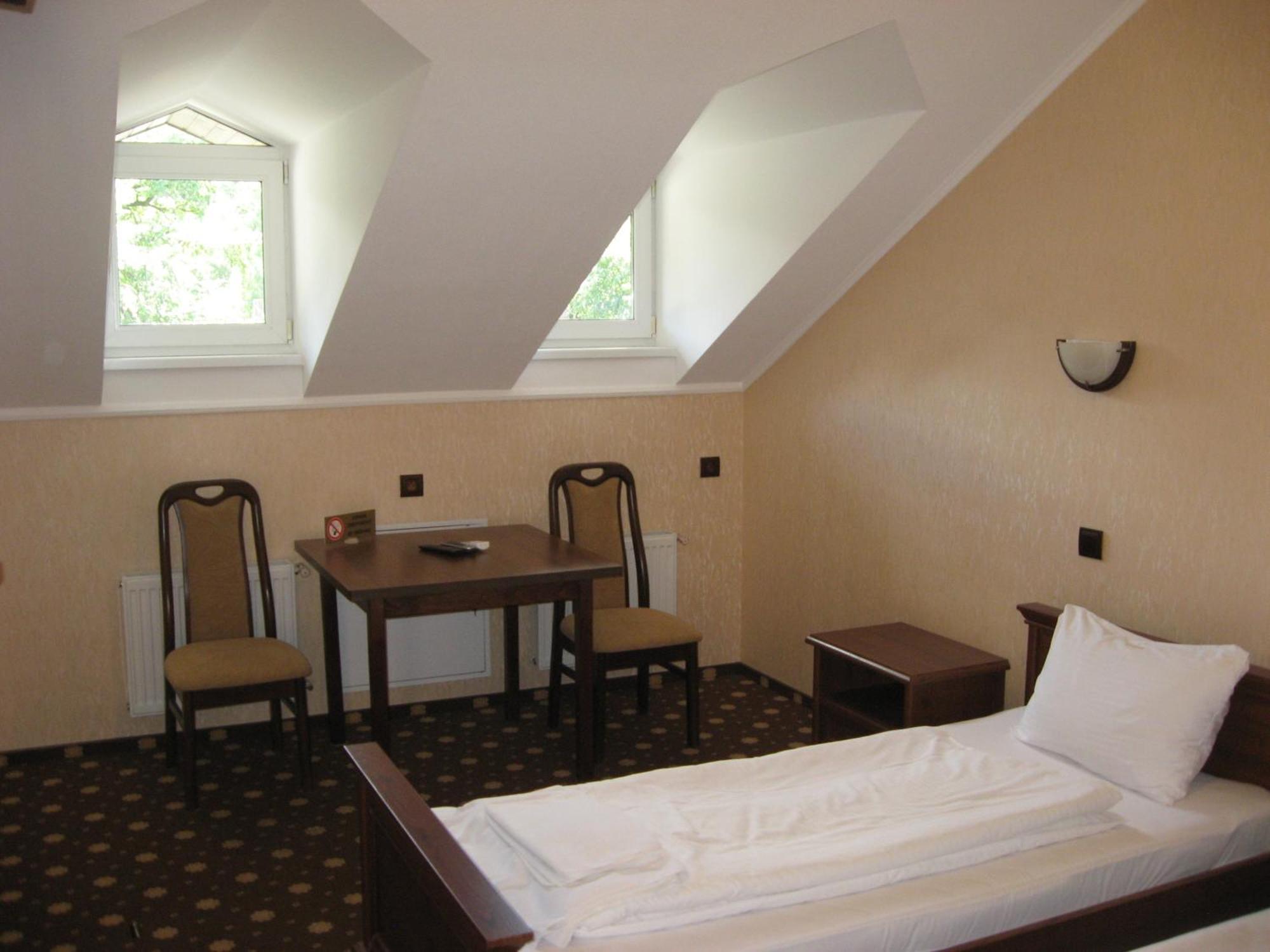 Shato Paradis Hotel Irpin Oda fotoğraf